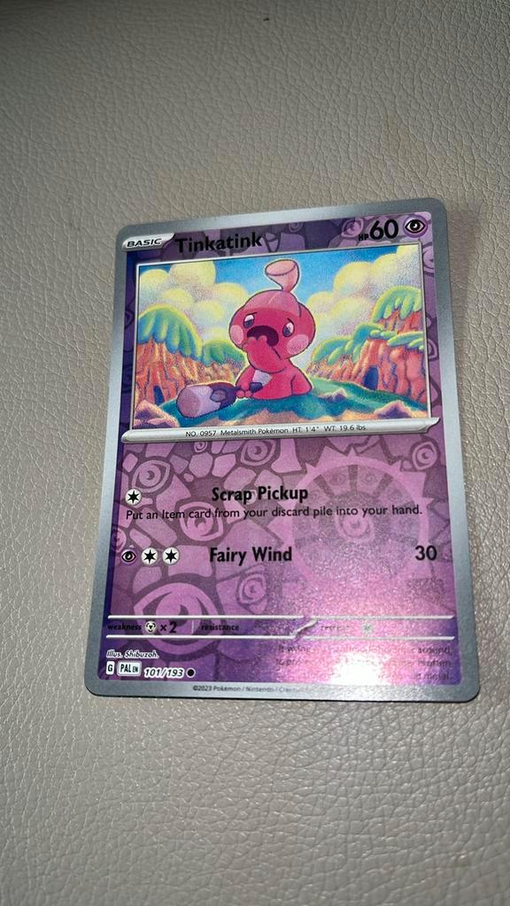 Tinkatink 101/193, Hobby en Vrije tijd, Verzamelkaartspellen | Pokémon, Nieuw, Losse kaart, Foil, Ophalen of Verzenden