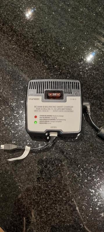 Yuneec battery charger