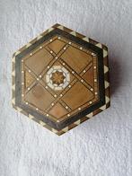 Ancienne boîte à bijoux en marqueterie, Antiquités & Art, Enlèvement ou Envoi
