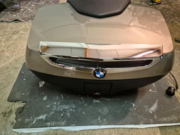 Top koffer Bmw Rt1200/ Rt1250/ k1600 gt / k1600gtl, Motoren, Accessoires | Koffers en Tassen, Zo goed als nieuw, Ophalen
