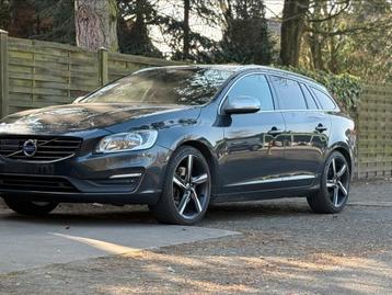 Volvo V60 T5 Benzine R Design 2.0 Automatic-245 Pk-Full, Automaat, V60, Bedrijf, Te koop