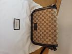 Gucci schoudertas, Handtassen en Accessoires, Tassen | Schoudertassen, Overige merken, Bruin, Nieuw, Ophalen of Verzenden
