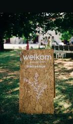 Houten trouw decoratie, Boeken, Ophalen, Zo goed als nieuw