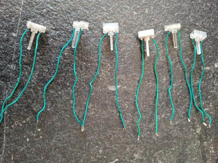 Niko sokkel enkelpolige schakelaar met verlichtingseenheid, Bricolage & Construction, Électricité & Câbles, Utilisé, Interrupteur