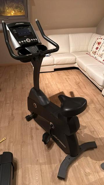 Professionele LifeFitness Hometrainer  beschikbaar voor biedingen