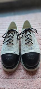 Chanel Quilted Lace-Up Sneakers – Size 38, Kleding | Dames, Schoenen, Ophalen of Verzenden, Sneakers