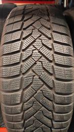 Pneus d'hiver Nexen 205/55r16 40€ chacun avec fixation, Enlèvement, Utilisé