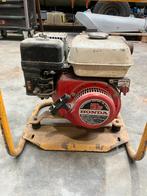 Honda met wacker waterpomp, Ophalen