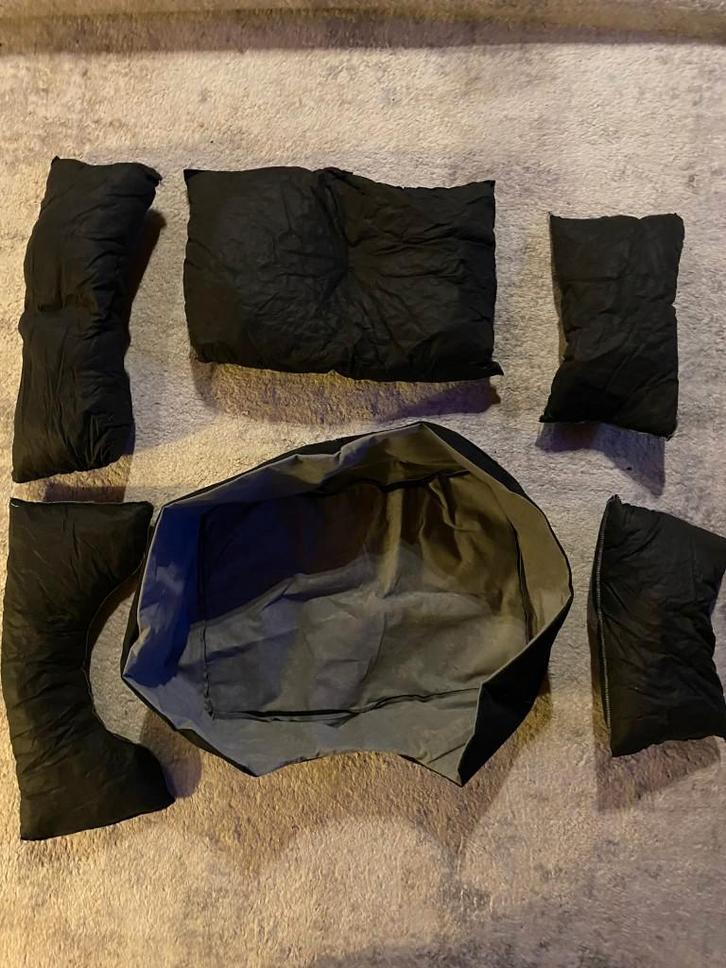 Lit pour chien BedDog Lupi - Taille S, Animaux & Accessoires, Paniers pour chiens, Comme neuf, Enlèvement ou Envoi