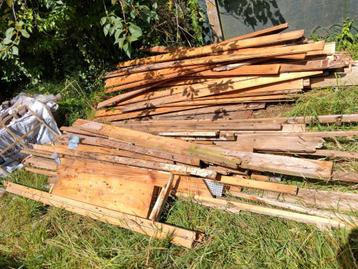 PARTIJ HOUT beschikbaar voor biedingen