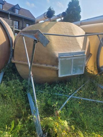 SILO POLYESTER: 4 TONNES., Enlèvement ou Envoi