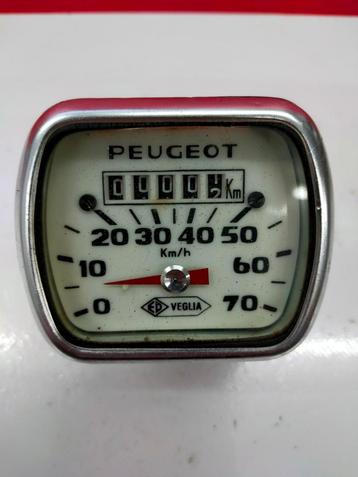 Veglia km teller 70 km/h. Peugeot 103 104