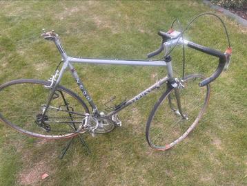 Unieke Zeus vintage racefiets maat 59 beschikbaar voor biedingen