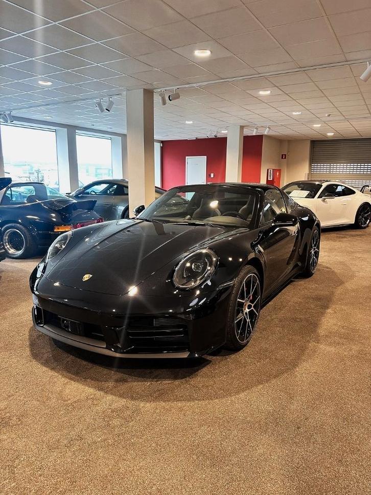 Porsche 911 992.2 Targa 4S/NIEUW/ACC/18-Weg/Achteras/Lift, Auto's, Porsche, Bedrijf, Te koop, 360° camera, 4x4, ABS, Achteruitrijcamera