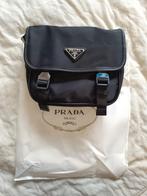 Prada boekentas, Handtassen en Accessoires, Tassen | Schoudertassen, Ophalen of Verzenden, Nieuw