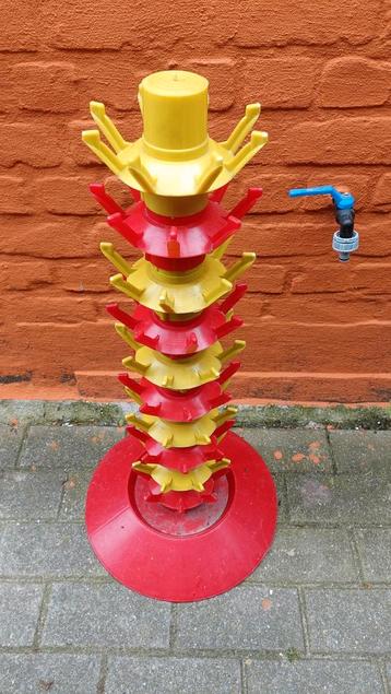 Retro flessen droogrek.  beschikbaar voor biedingen