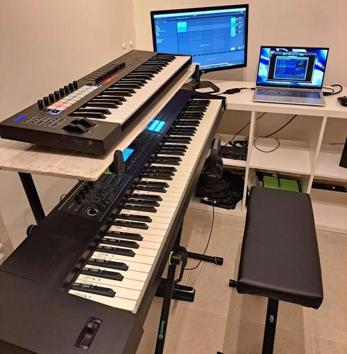 Synthétiseur Roland JUNO DS88 avec accessoires, Musique & Instruments, Synthétiseurs, Comme neuf, 88 touches, Roland, Avec valise ou flightcase