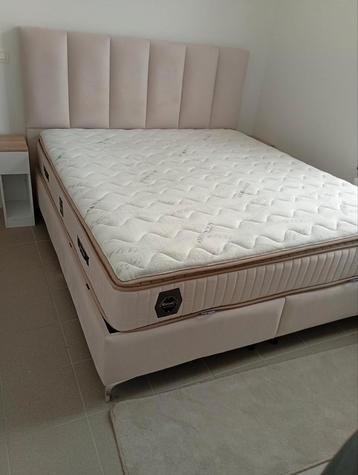 Lit Bixspring 180×200 comme neuf beschikbaar voor biedingen