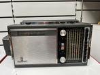 Grundig Satellit 5000 Vintage radio (Transistor 205) met tas, Audio, Tv en Foto, Radio's, Ophalen, Gebruikt, Radio