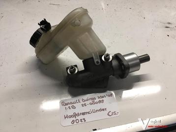 Renault Twingo 1.2 B 3drs 2008 2500088   Hoofdremcilinder 8D beschikbaar voor biedingen
