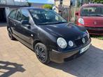 Volkswagen polo benzine 1200 cc, Auto's, Volkswagen, Zwart, Bedrijf, Grijs, 40 kW