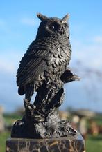 SUPERBE HIBOU EN BRONZE SIGNE SUR SOCLE ., Enlèvement ou Envoi, Bronze
