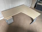 Hoekbureau TDS 220 x180 x 80 cm hoogte instelbaar onderstel, Ophalen, In hoogte verstelbaar, Gebruikt, Bureau