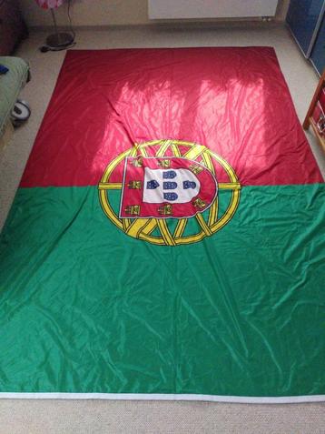 Grote Portugese vlag (Portugal), +/- 190 x 290 cm beschikbaar voor biedingen