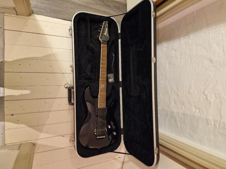 Ibanez S520EX elektrische gitaar + hardcase, Muziek en Instrumenten, Snaarinstrumenten | Gitaren | Elektrisch, Ibanez, Ophalen