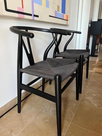 3 stoelen zwarte eetkamerstoelen beschikbaar voor biedingen