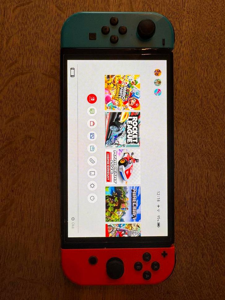 Nintendo switch oled + draagtas + micro SD card 256gb, Games en Spelcomputers, Spelcomputers | Nintendo Switch, Switch OLED, Ophalen