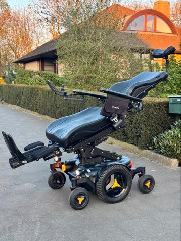 PermobilM3 Electrische rolstoel invalide rolwagen fullnoptie beschikbaar voor biedingen