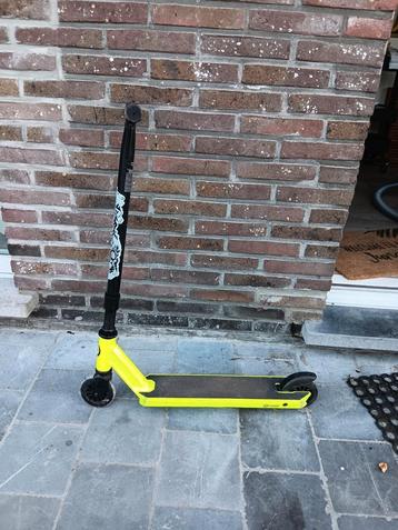 Stunt step 82 cm stuurhoogte beschikbaar voor biedingen
