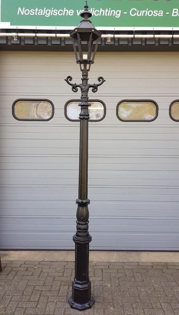 Klassieke gietijzeren buitenverlichting lantaarnpalen 335 cm, Antiek en Kunst, Antiek | Verlichting, Ophalen of Verzenden