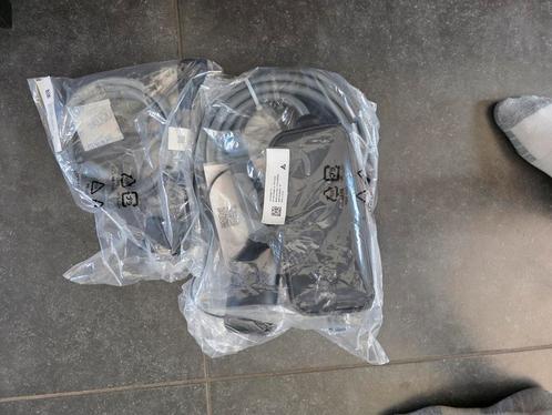 NEW BMW Flexible Fast Charger 2.0l, Auto diversen, Auto-accessoires, Zo goed als nieuw, Ophalen of Verzenden