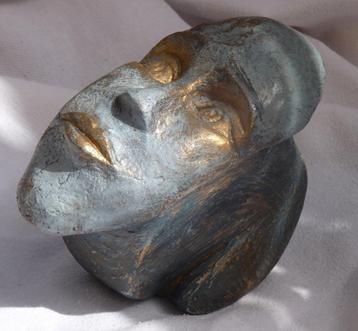 Sculpture "Pas Drôle" beschikbaar voor biedingen