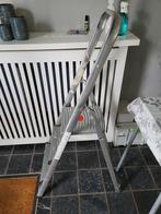 Trapladder aluminium 2treden., Doe-het-zelf en Bouw, Ladders en Trappen, Ladder, Gebruikt, Minder dan 2 meter, Ophalen