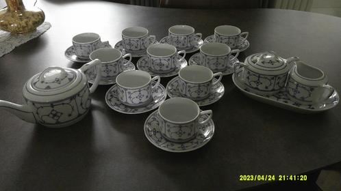 10 kop en schotels, roomstel, theepot, Jager saks blauw., Huis en Inrichting, Keuken | Servies, Zo goed als nieuw, Kop(pen) en/of Schotel(s)