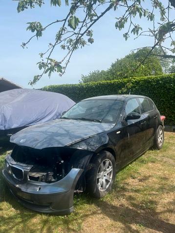 Bmw 116i onderdelen beschikbaar voor biedingen