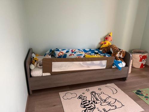 Volledige kinderkamer, Kinderen en Baby's, Kinderkamer | Bedden, Gebruikt, 180 cm of meer, 100 cm of meer, Lattenbodem, Matras