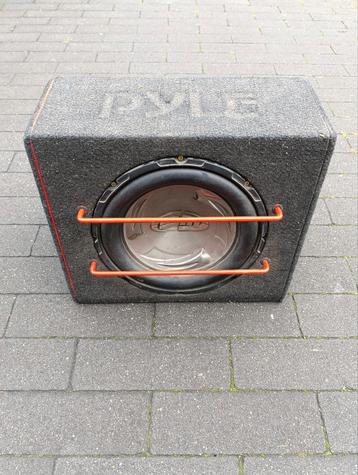 Subwoofer 600 watt beschikbaar voor biedingen