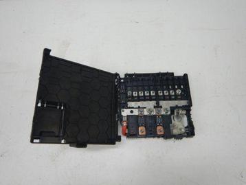 Range Rover Evoque II L551 Zekering Kast K8D214N073AB beschikbaar voor biedingen