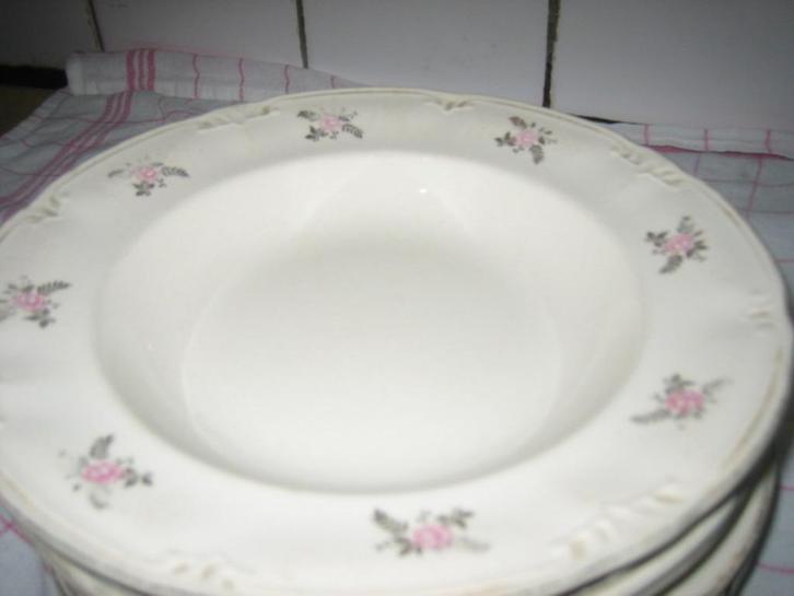boch fr Lalouvière Belgium set van 8,gebruikte borden "Capr", Antiek en Kunst, Antiek | Servies los, Ophalen