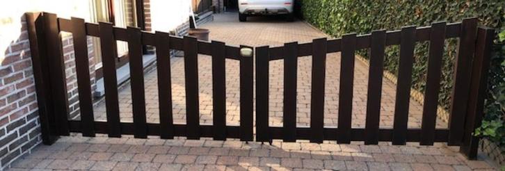 MERANTI POORT (in goede staat) : 100 €, Tuin en Terras, Tuinpoorten, Gebruikt, Draaipoort, Hout, Minder dan 100 cm, 150 tot 200 cm