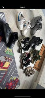 Chaussures pour enfants, Enfants & Bébés, Vêtements enfant | Chaussures & Chaussettes, Enlèvement