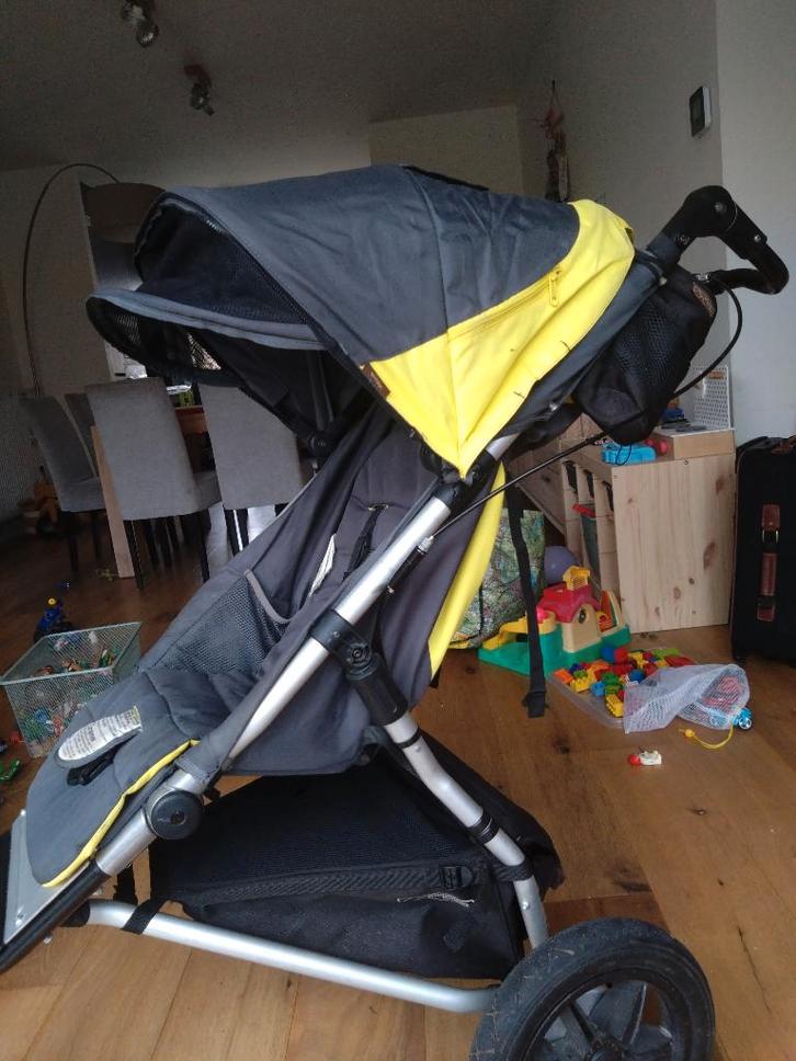 All-mountain hardloopbuggy – zeer compleet pakket, Kinderen en Baby's, Buggy's, Zo goed als nieuw, Overige merken, Regenhoes, Verstelbare rugleuning