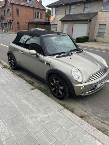 Mini cooper sidewalk beschikbaar voor biedingen