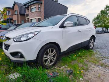 HYUNDAI IX35, Auto's, Voorwielaandrijving, Euro 5, Zwart, Wit