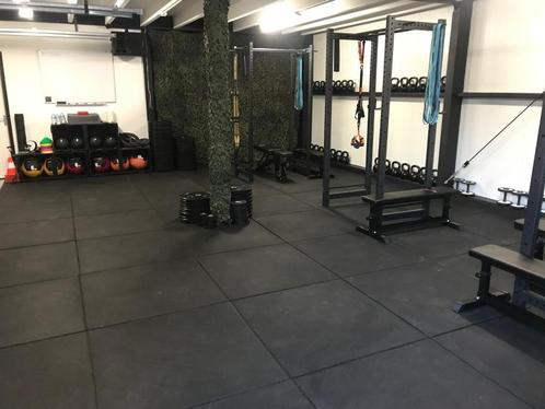 Rubber Sportvloer Tegels Vanaf €16,- per m2! A Kwaliteit!, Sport en Fitness, Fitnessmaterialen, Nieuw, Armen, Benen, Borst, Buik