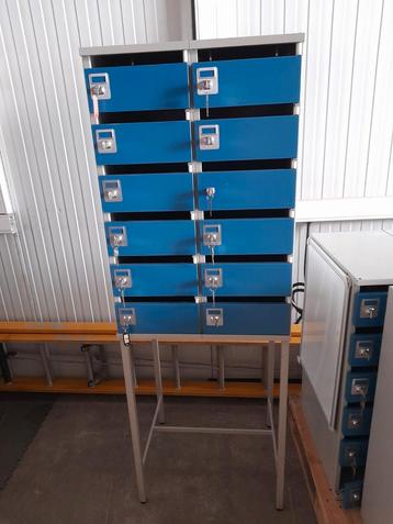 Locker brievenbus beschikbaar voor biedingen